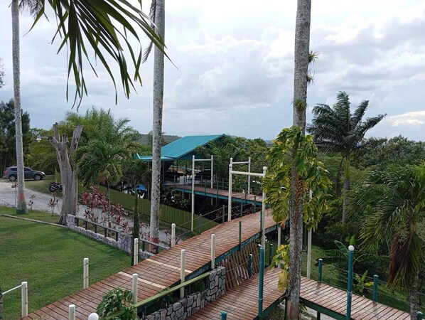 Standard Triple Room | Laptop workspace, iron/ironing board, free WiFi, bed sheets