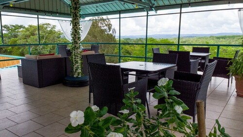 Hill Garden Resort Hotel