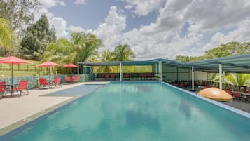 Outdoor pool, pool umbrellas