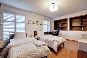 6 Schlafzimmer, Bügeleisen/Bügelbrett, kostenloses WLAN, Bettwäsche