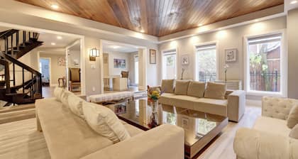 Joyful Mansion with Charm Indoor