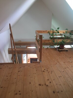 Interior - Quiet apartment with a view of the Inn, for a cozy stay. (Unknown)