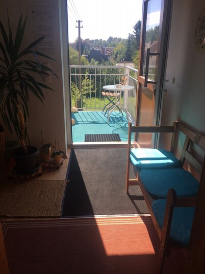 Quiet apartment with a view of the Inn, for a cozy stay.