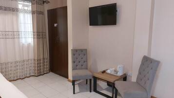 Deluxe Double Room | Free WiFi, bed sheets