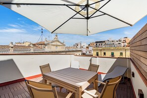 Exclusive Penthouse, 2 Bedrooms, City View | Terrace/patio - Apartamentos Circo Romano (Tarragona)