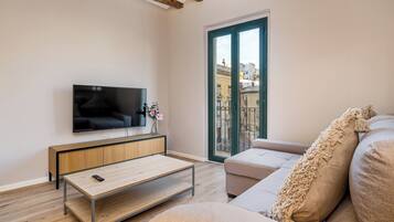 Smart TV 50-inci dengan saluran TV digital