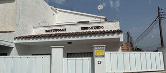 Estudio con terraza a 5 min del mar.
