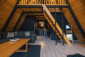 Bungalow Standard, patio, vue montagne | Coin séjour