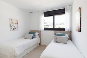 Premium Townhome, 3 Bedrooms, Private Pool, Sea View | Laptop workspace, free WiFi