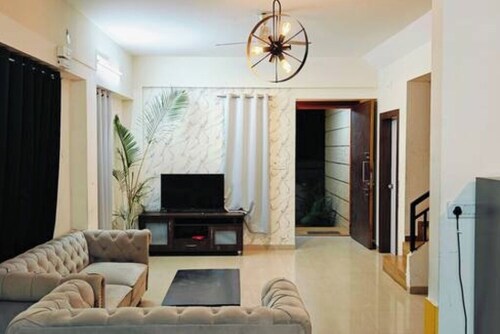4.5 Bhk Independent Villa for Stays GetTogether