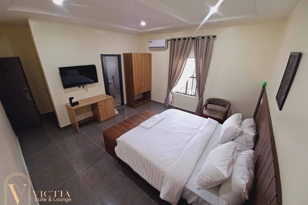 Deluxe Room, City View