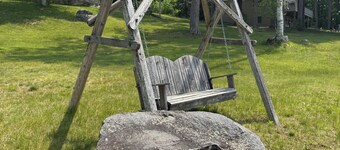 Lakeside Getaway – Spacious 3BR/2BA Cabin