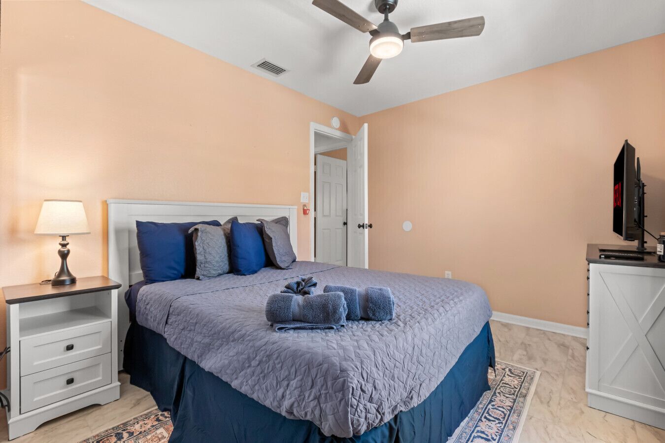 3 間睡房、熨斗/熨衫板、可攜式嬰兒床、Wi-Fi