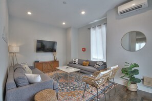 Smart TV, stereo