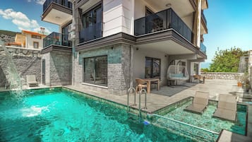 Seasonal outdoor pool
