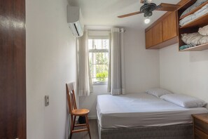 Strykejern/-brett, wi-fi (inkludert) og sengetøy