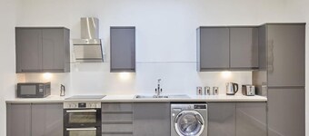 Cosy one bedroomed apartment, close to the beach and restaurants.
