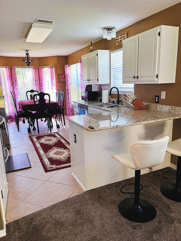 Microwave, oven, stovetop, dishwasher