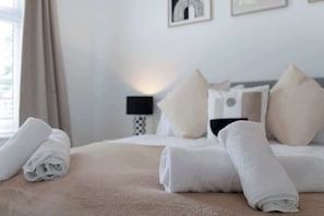 2 bedrooms, WiFi, bed sheets