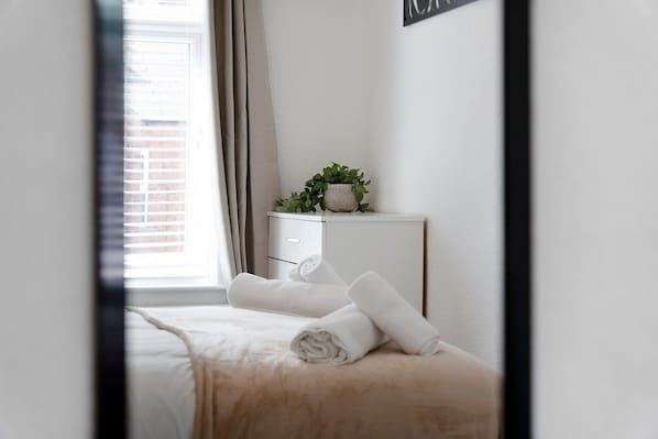 2 habitaciones, internet y ropa de cama