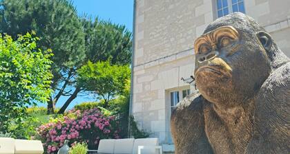 Quiet 6-person lodge 5 km from Beauval zoo with private Jacuzzi.