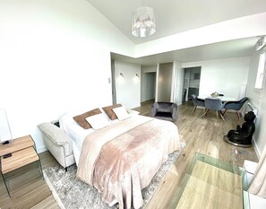 1 habitación, tabla de planchar con plancha y wifi gratis