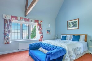 4 habitaciones, acceso a internet y ropa de cama 