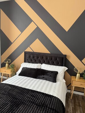 1 bedroom, free WiFi, bed sheets