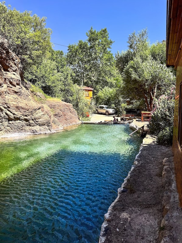 Exterior - Kapuzbaşı Baştürk Tesisi (Yahyali)