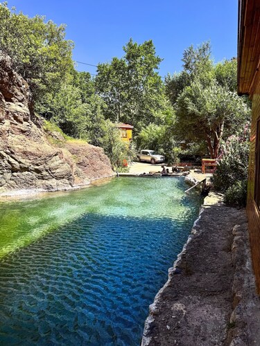 Kapuzbaşı Baştürk Tesisi