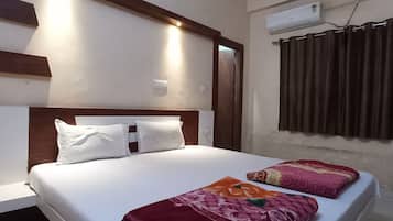 Deluxe Double Room | Free WiFi