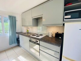 木屋, 2 间卧室 (Periwinkle 41) | 私人厨房