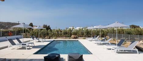 Seasonal outdoor pool