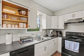 Paper towels - 5 Min to Ark! Quiet and Comfy! (Williamstown)