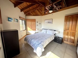 2 soverom, strykejern/-brett, wi-fi og sengetøy