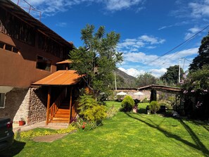 Terrace/patio - Piedra Wasi Ecolodge Urubamba (Urubamba)