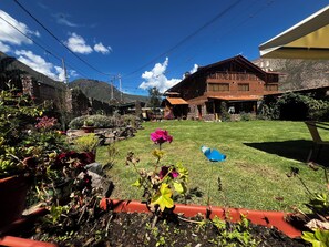 Terrace/patio - Piedra Wasi Ecolodge Urubamba (Urubamba)