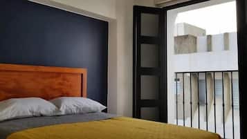 Single Room, Balcony | Free WiFi