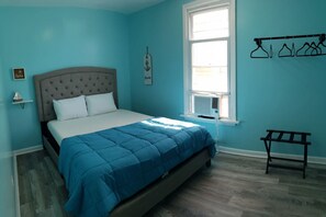 2 habitaciones, tabla de planchar con plancha, wifi y ropa de cama