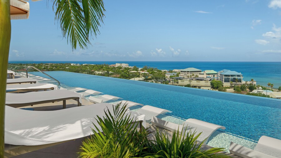 ONE GT Grand Cayman