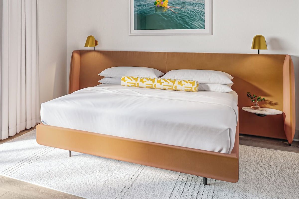 In-room safe, laptop workspace, free WiFi, bed sheets