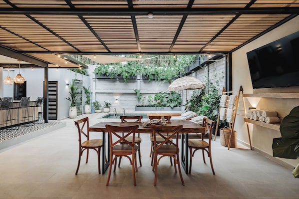 Dining room