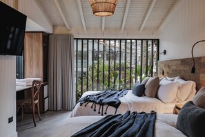 Luxury-Haus, 6 Schlafzimmer, eigener Pool | Zimmersafe, Verdunkelungsvorhänge, Bügeleisen/Bügelbrett