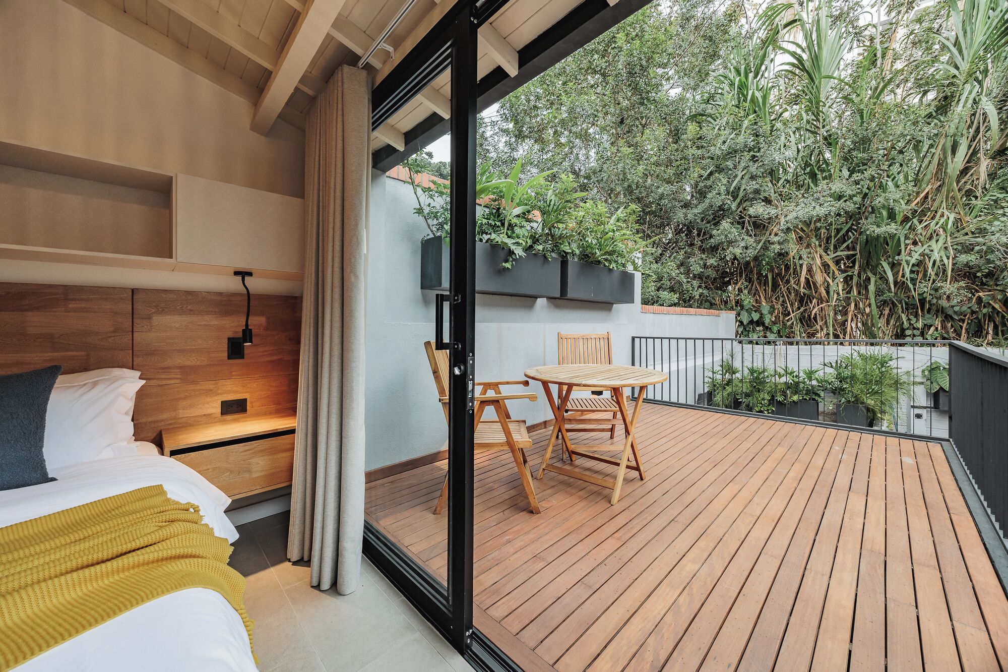 Rumah Mewah, 6 kamar tidur, kolam renang pribadi | Brankas, tirai kedap cahaya, setrika/meja setrika, dan Wi-Fi gratis