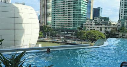 Luxury King Suite studio w/ River View in Novotel Residences Manila near Makati