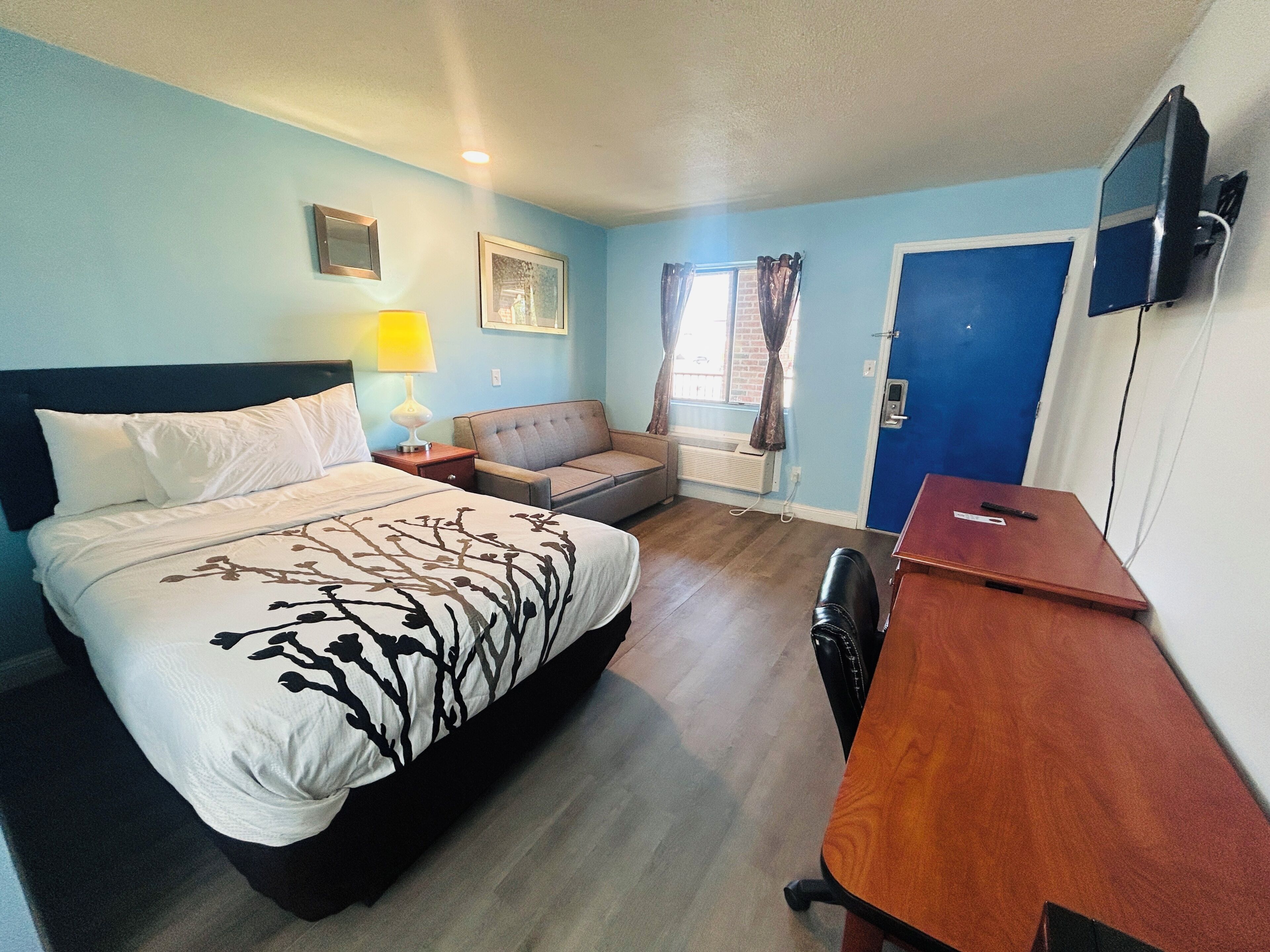 Rom, 1 queensize-seng (Pull out) | Skrivebord, strykejern/-brett og wi-fi (inkludert)
