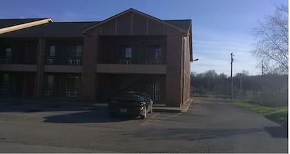 Oak Tree Inn
