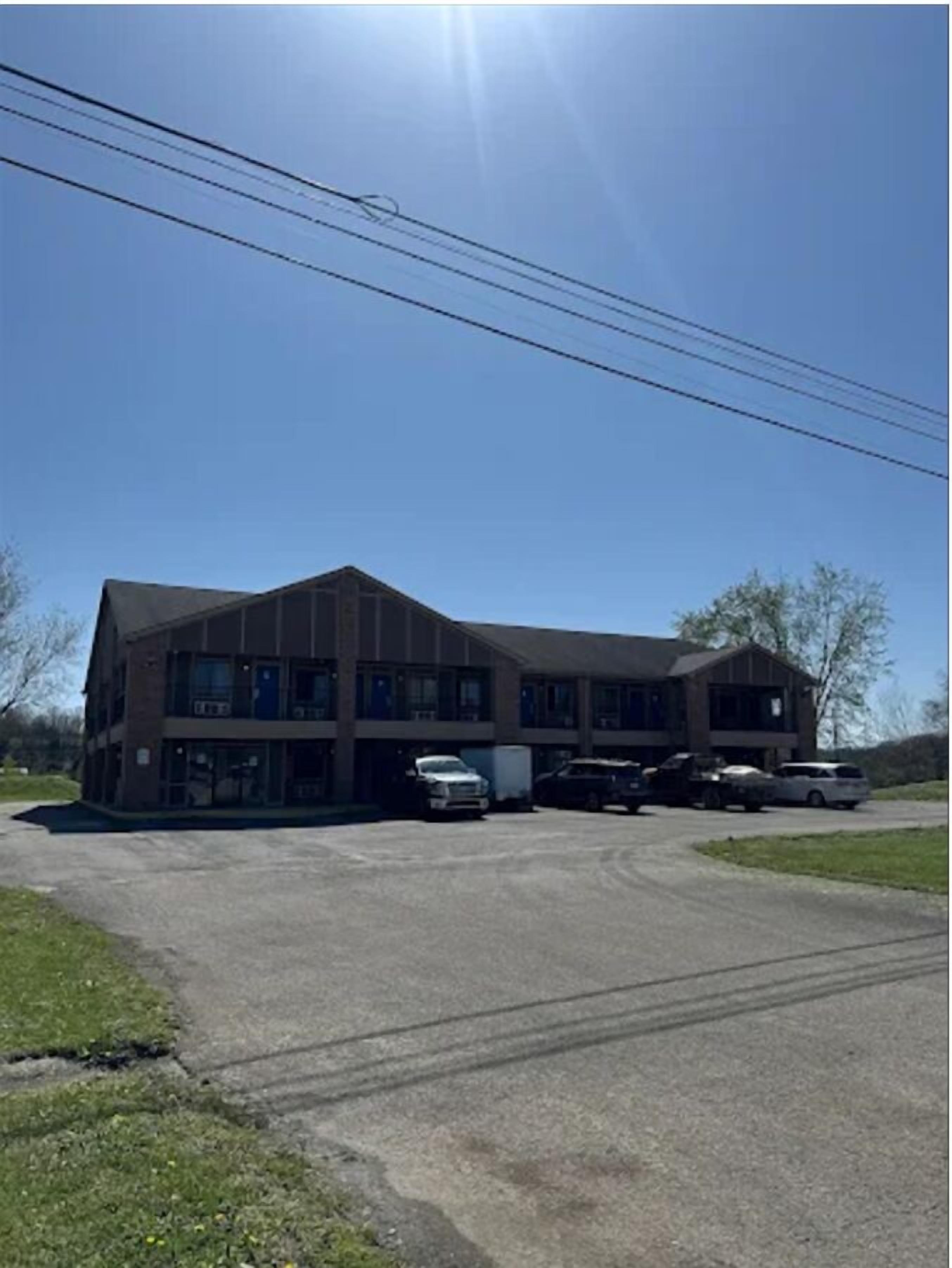 숙박 시설 정면