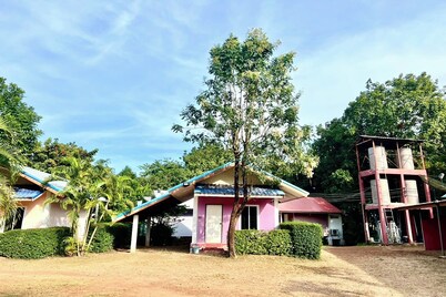 Chalalai Resort Kham Chanot By Zuzu