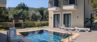 Villa Mare Luna - Quietly located luxury villa on the Turkish Aegean